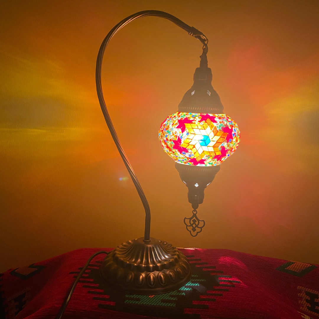 Flor de Turquía Lámpara Turca Hecha a Mano para una Iluminación Floral y Romántica